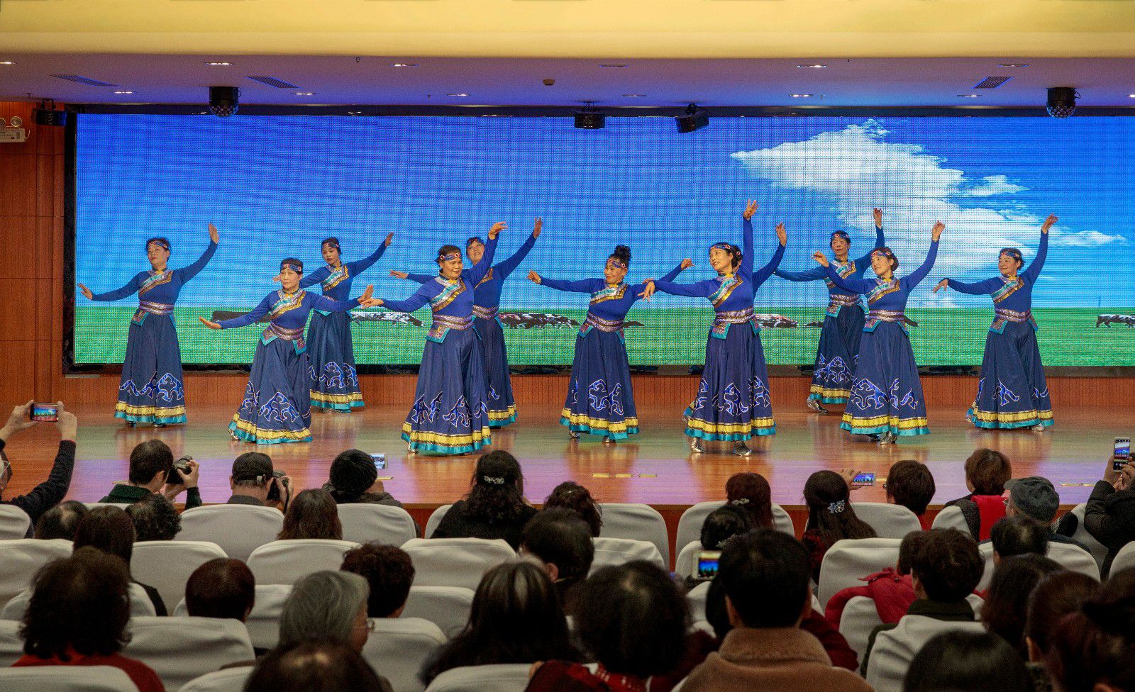 鸿雁.jpg 鸿雁.jpg