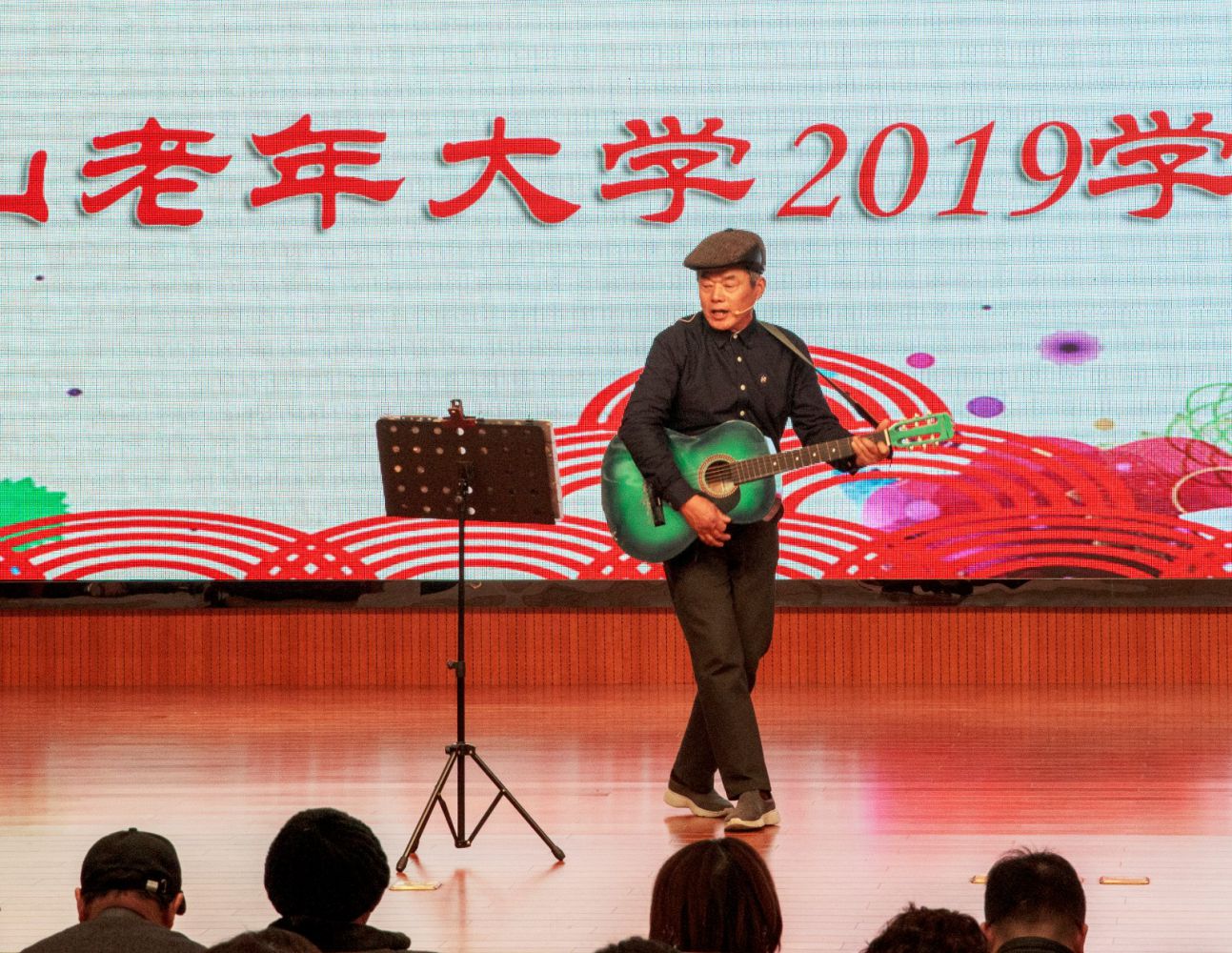 军港之夜.jpg 军港之夜.jpg